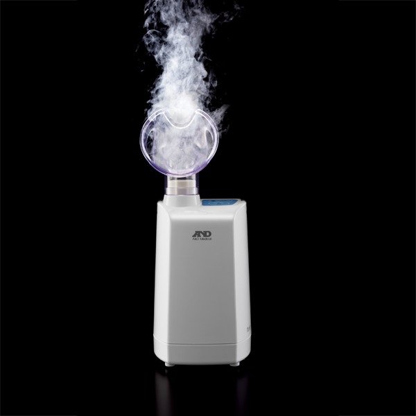 画像12: 微粒化エア口ゾル放出夕イプ UΝ -135B／P 【のど鼻両用(最新型)・超音波温熱吸入器】大手医療機器メーカー(株)A＆D製◆生理食塩水を作る専用ツール付◆１年保証あり (12)